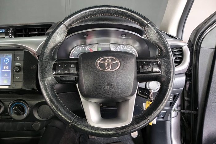 REVO 2WD 2020 2.4 MID MT SMART CAB DARK GREY  4247 full