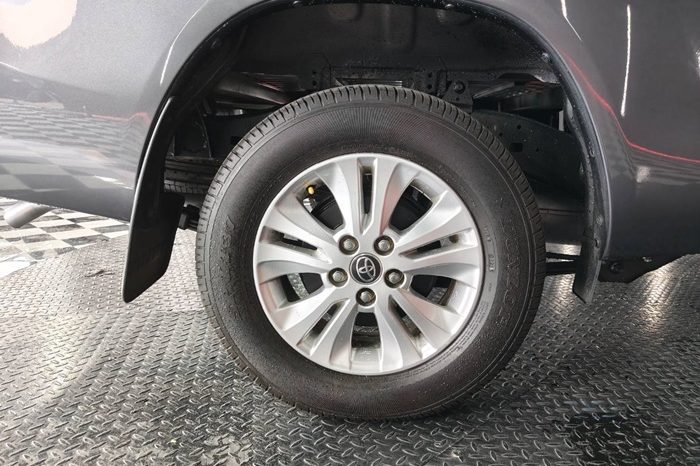 REVO 2WD 2020 2.4 MID MT SMART CAB DARK GREY  4247 full