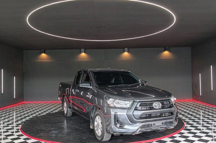 REVO 2WD 2020 2.4 MID MT SMART CAB DARK GREY  4247 full
