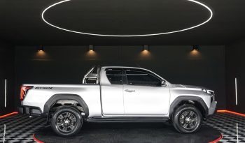 REVO 4WD 2021 2.4 MID MT SMART CAB SILVER  4250 full