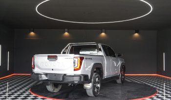 REVO 4WD 2021 2.4 MID MT SMART CAB SILVER  4250 full