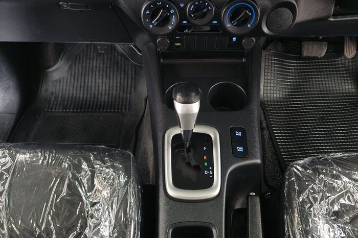 REVO PRE 2021 2.4 MID AT DOUBLE CAB BLACK  3651 full