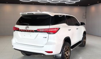 TOYOTA 4WD 2021 2.4V AT FORTUNER WHITE  7403 full