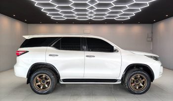 TOYOTA 4WD 2021 2.4V AT FORTUNER WHITE  7403 full