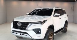 TOYOTA 4WD 2021 2.4V AT FORTUNER WHITE  7403