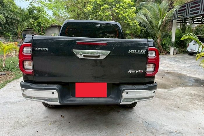 REVO PRE 2022 2.4 MID AT DOUBLE CAB BLACK  3402 full