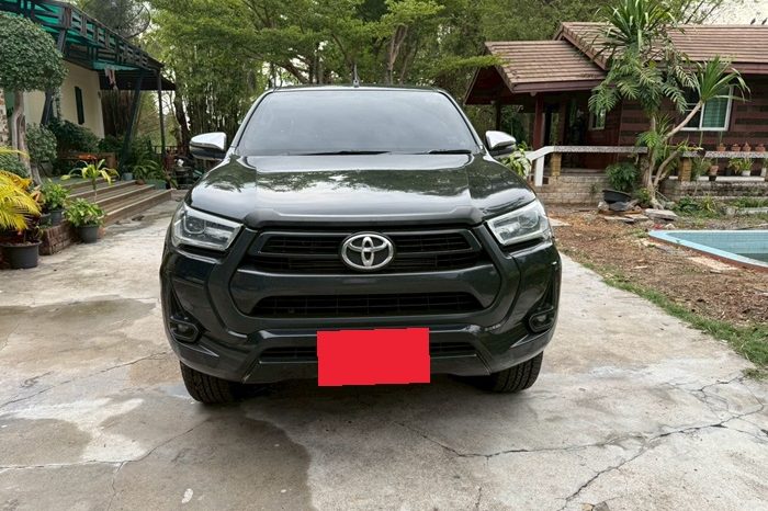REVO PRE 2022 2.4 MID AT DOUBLE CAB BLACK  3402 full