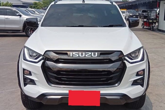 ISUZU 4WD 2022 3.0 MT DOUBLE CAB WHITE  7070 full