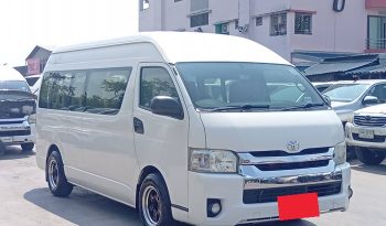 TOYOTA 2WD 2019 3.0 AT COMMUTER WHITE  4110 full