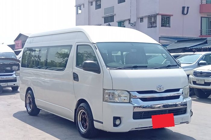 TOYOTA 2WD 2019 3.0 AT COMMUTER WHITE  4110 full