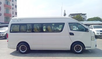 TOYOTA 2WD 2019 3.0 AT COMMUTER WHITE  4110 full
