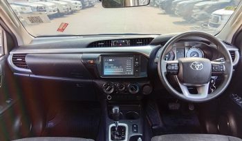 REVO PRE 2020 2.4 ENTRY AT SMART CAB SILVER  4633 full