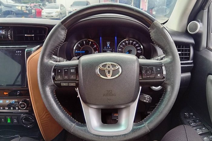TOYOTA 4WD 2016 2.8V AT FORTUNER BROWN  4013 full