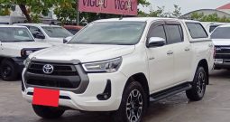 REVO 4WD 2021 2.4 MID MT DOUBLE CAB WHITE  4261