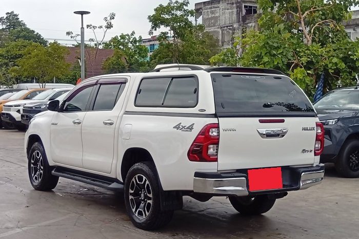 REVO 4WD 2021 2.4 MID MT DOUBLE CAB WHITE  4261 full