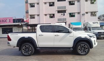 REVO PRE 2021 2.4 MID AT DOUBLE CAB WHITE  8389 full