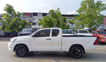 REVO 2WD 2017 2.4J MT SMART CAB WHITE  5372 full