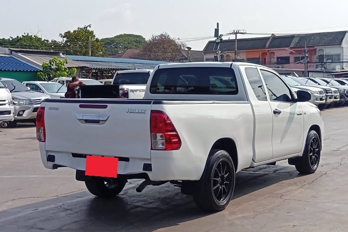 REVO 2WD 2017 2.4J MT SMART CAB WHITE  5372 full