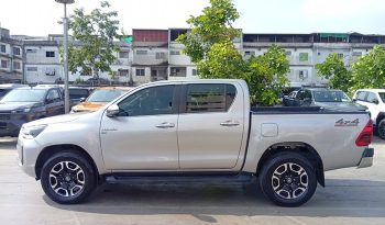 REVO 4WD 2022 2.8 HIGHT AT DOUBLE CAB SILVER  8413 full