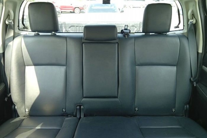 REVO 4WD 2022 2.8 HIGHT AT DOUBLE CAB SILVER  8413 full