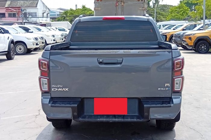 ISUZU 4WD 2023 3.0 AT DOUBLE CAB GREY  7921 full