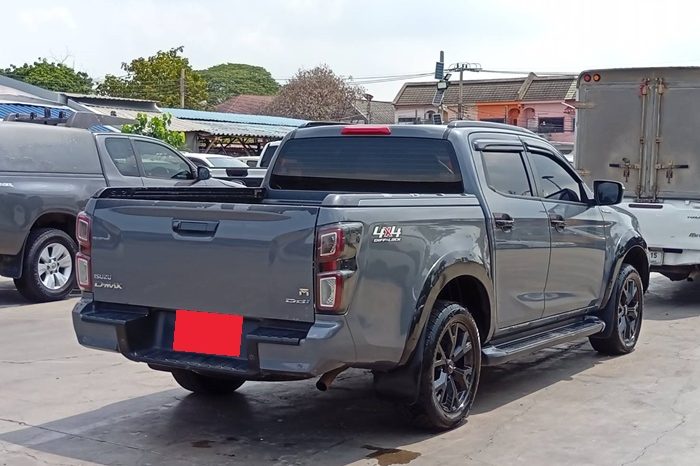 ISUZU 4WD 2023 3.0 AT DOUBLE CAB GREY  7921 full