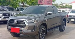 REVO PRE 2021 2.4 HIGHT AT DOUBLE CAB DARK GREY  9177