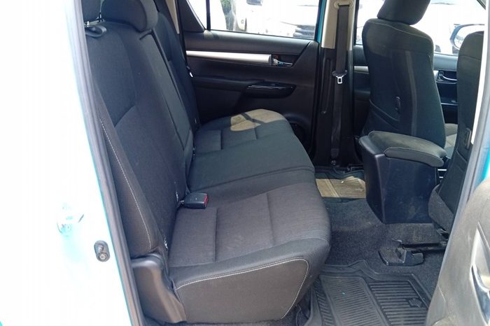 REVO 2WD 2020 2.4 MID AT DOUBLE CAB BLUE  7854 full