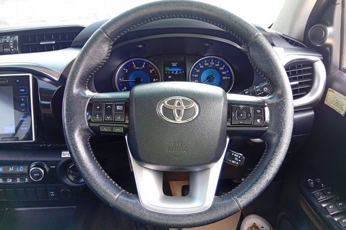 REVO 4WD 2017 2.8G MT DOUBLE CAB BLACK  9689 full