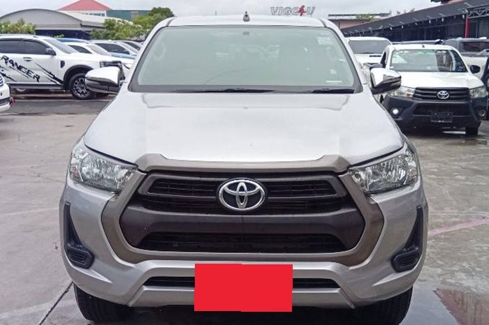 REVO PRE 2020 2.4 ENTRY AT DOUBLE CAB SILVER  7221 full