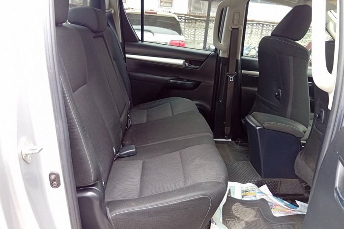 REVO PRE 2020 2.4 ENTRY AT DOUBLE CAB SILVER  7221 full