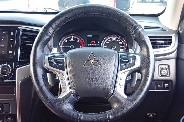 MITSUBISHI 4WD 2021 2.4 AT DOUBLE CAB ORANGE  9765 full