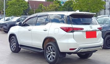 TOYOTA 2WD 2016 2.4V AT FORTUNER WHITE  3084 full