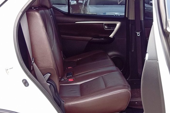 TOYOTA 2WD 2016 2.4V AT FORTUNER WHITE  3084 full