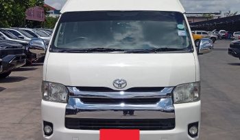 TOYOTA 2WD 2019 3.0 AT COMMUTER WHITE  944 full
