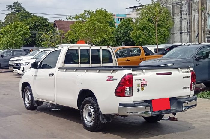 REVO 2WD 2020 2.4 ENTRY AT STANDARD WHITE 5262 full