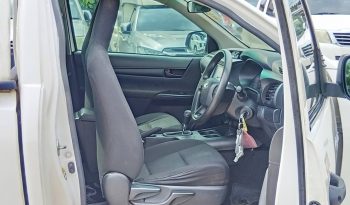 REVO 2WD 2020 2.4 ENTRY AT STANDARD WHITE 5262 full