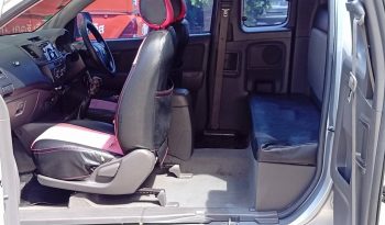 VIGO 2WD 2015 2.7J MT SMART CAB SILVER  685 full