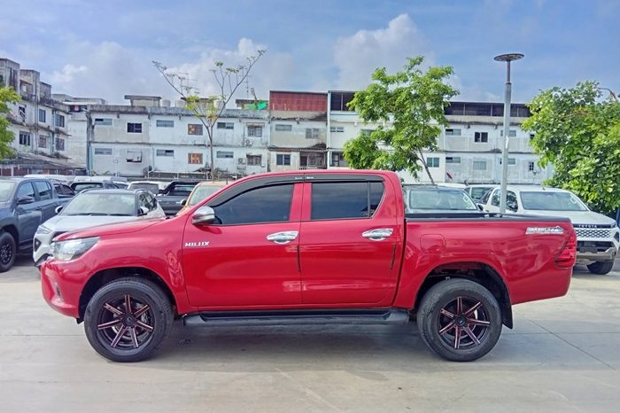 REVO 4WD 2017 2.4E MT DOUBLE CAB RED  1334 full