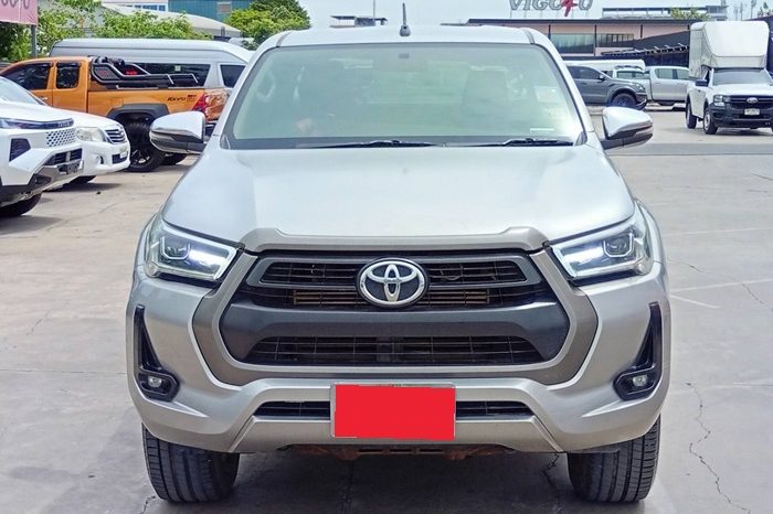 REVO 4WD 2021 2.4 MID MT SMART CAB SILVER  6274 full