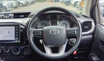 REVO 4WD 2021 2.4 MID MT SMART CAB SILVER  6274 full