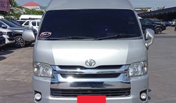 TOYOTA 2WD 2018 3.0 AT COMMUTER SILVER  1632 full