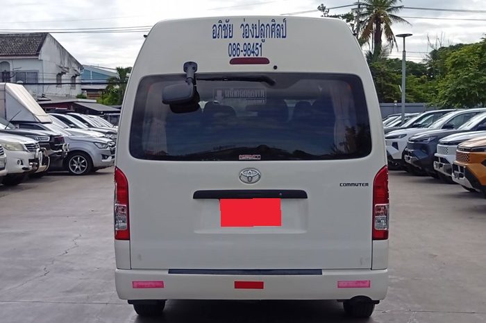 TOYOTA 2WD 2018 3.0 AT COMMUTER WHITE  3920 full