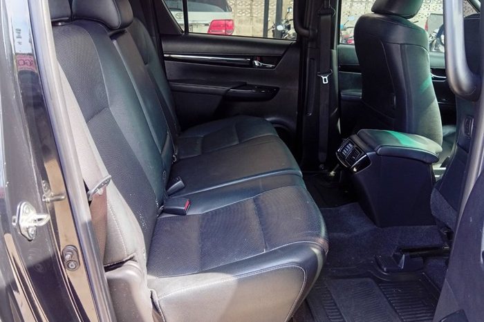 ROCCO 4WD 2018 2.8G AT DOUBLE CAB BLACK  6637 full