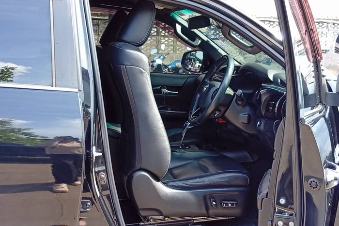 ROCCO 4WD 2018 2.8G AT DOUBLE CAB BLACK  6637 full