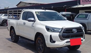 REVO 4WD 2020 2.4 MID MT SMART CAB WHITE  8082 full