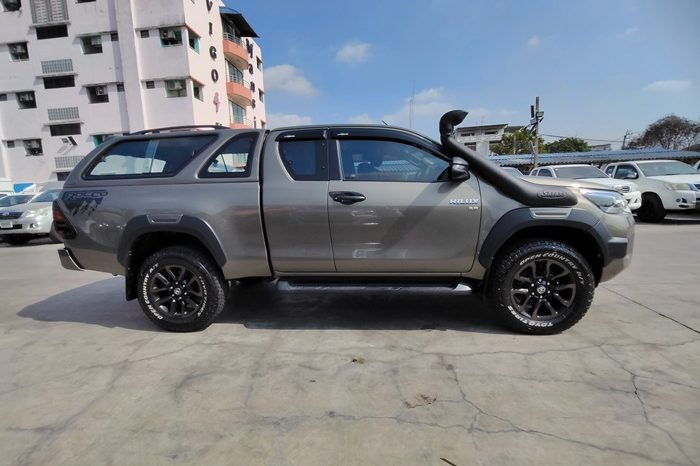 ROCCO 4WD 2020 2.8 HIGHT AT SMART CAB BRONZE  8 full