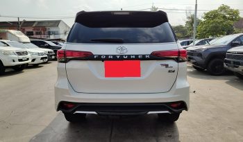 TOYOTA 4WD 2020 2.4V AT FORTUNER WHITE  397 full
