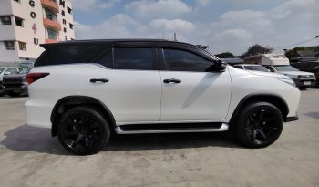 TOYOTA 4WD 2020 2.4V AT FORTUNER WHITE  397 full