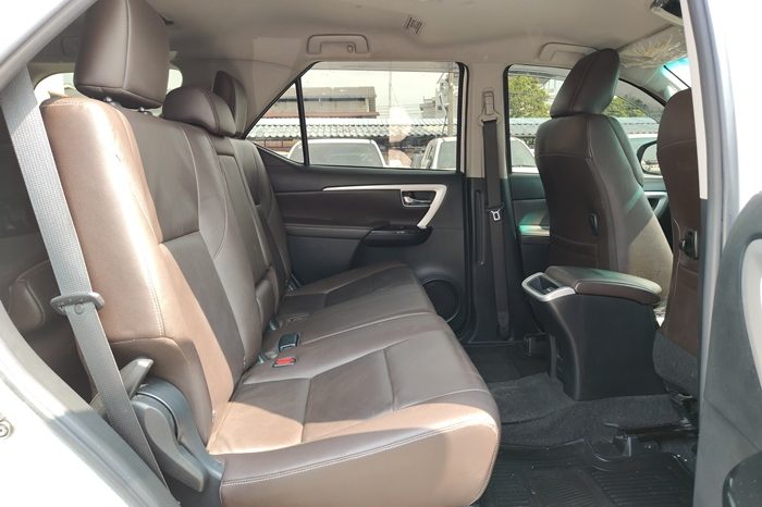 TOYOTA 4WD 2020 2.4V AT FORTUNER WHITE  397 full